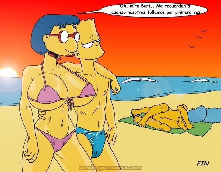 En la Playa con Marge (Milhouse Penetra a Marge Simpson) - 11 - Comics Porno - Hentai Manga - Cartoon XXX
